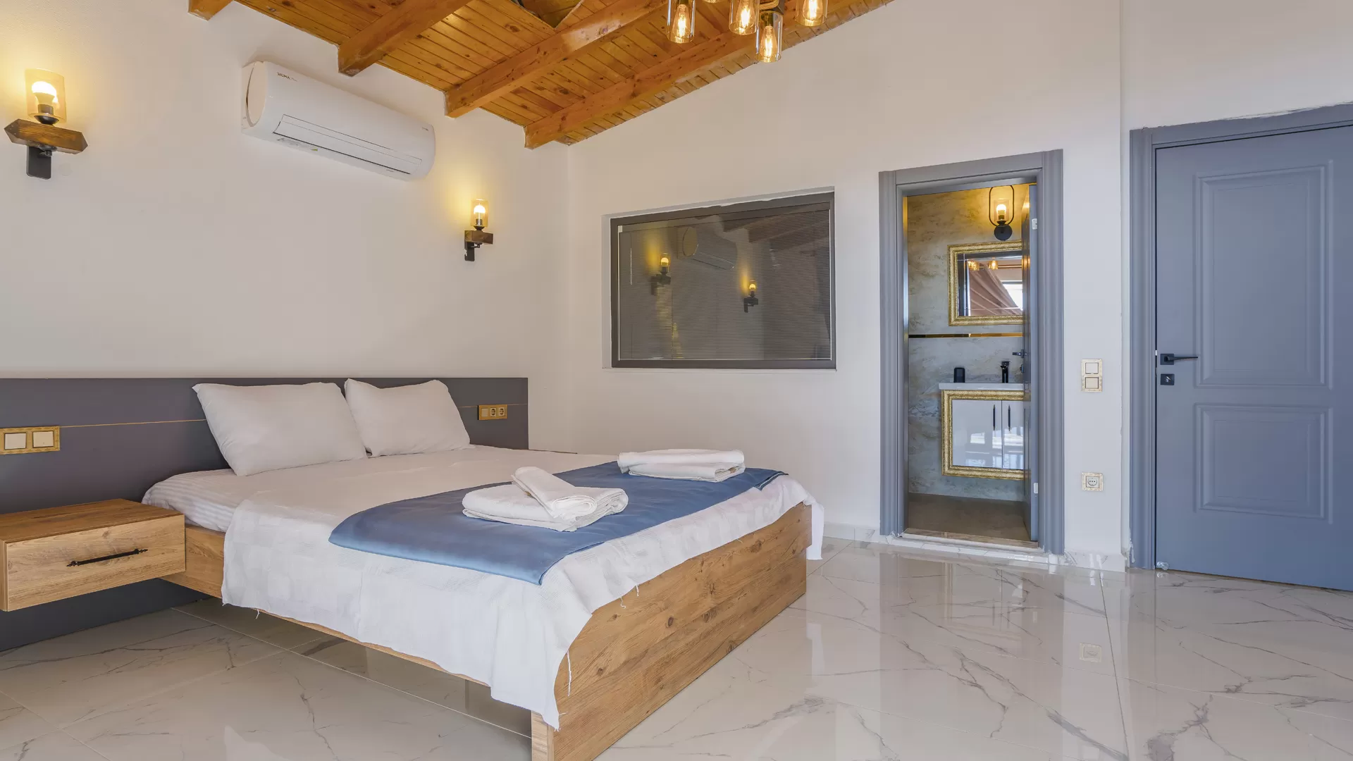 Villa Topur