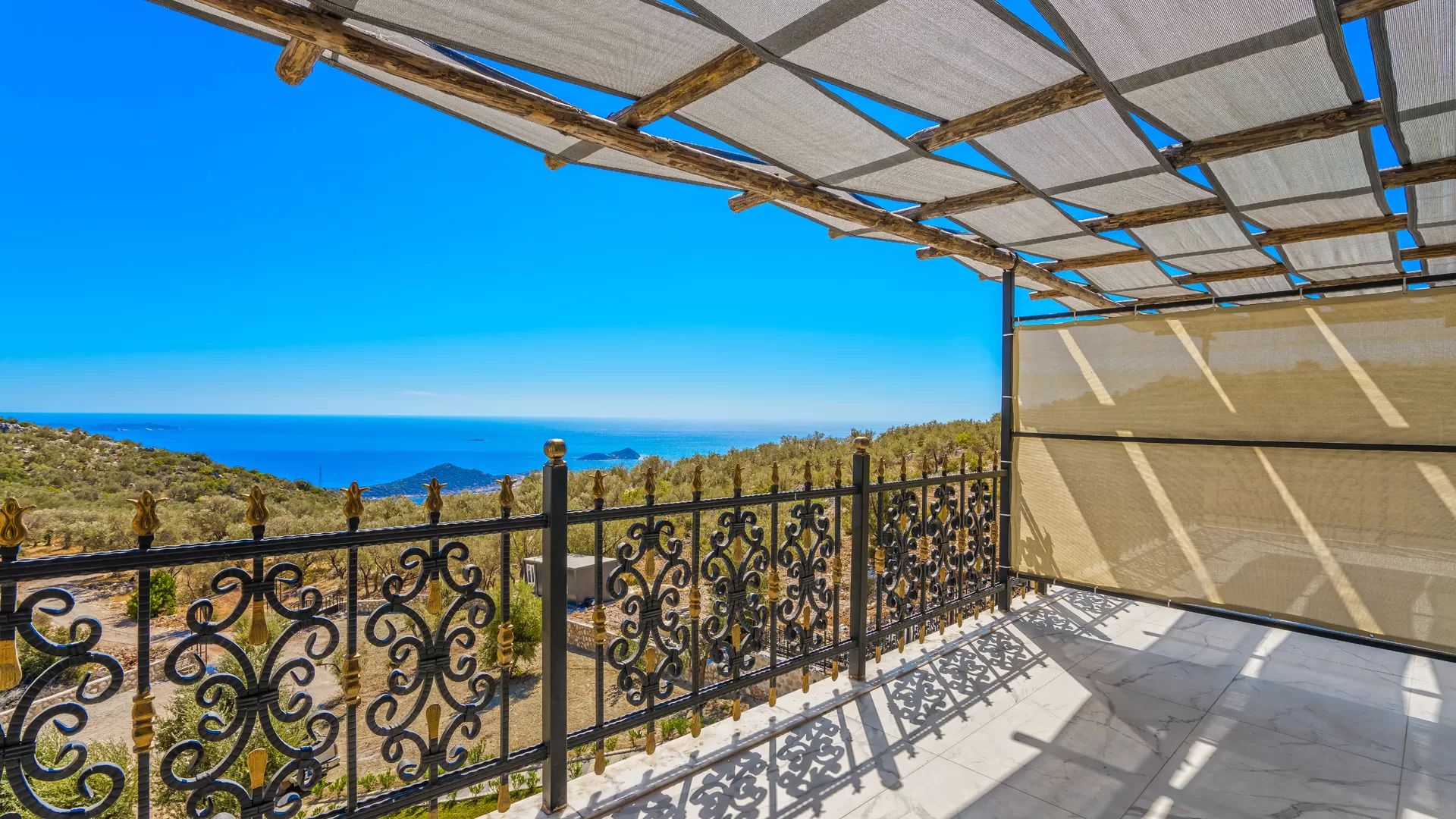 Villa Topur