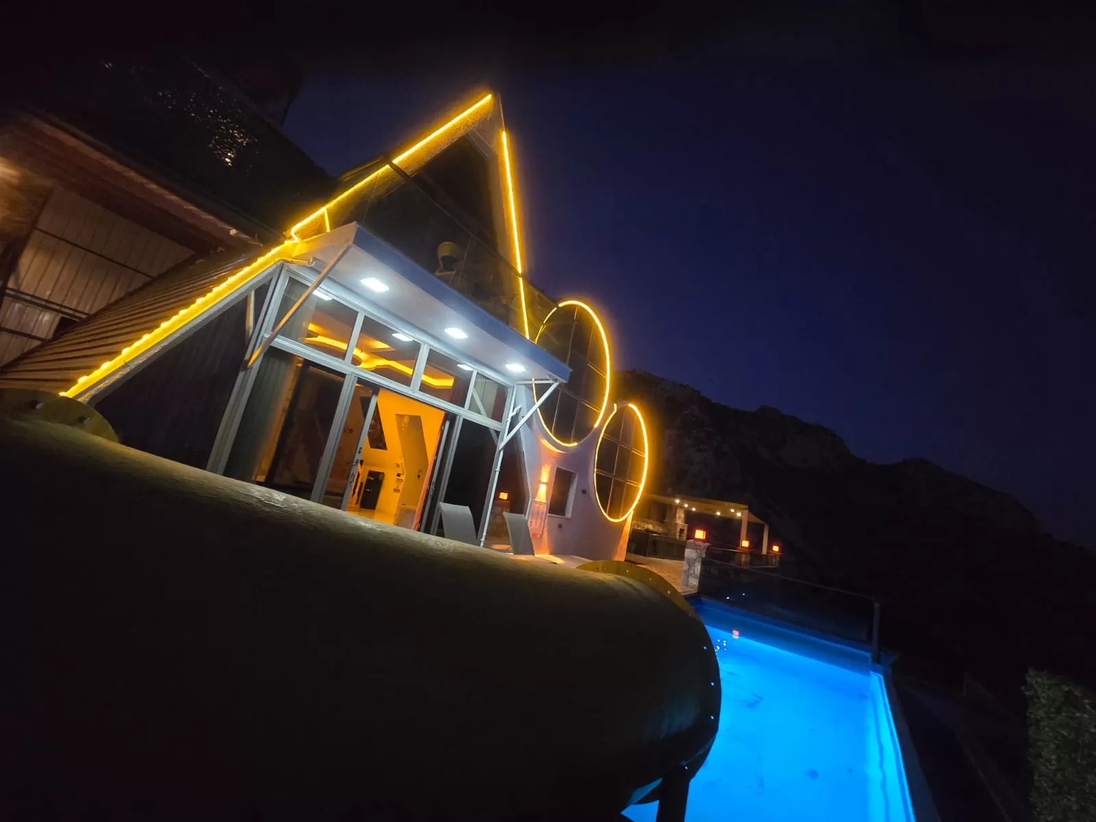 Villa Light