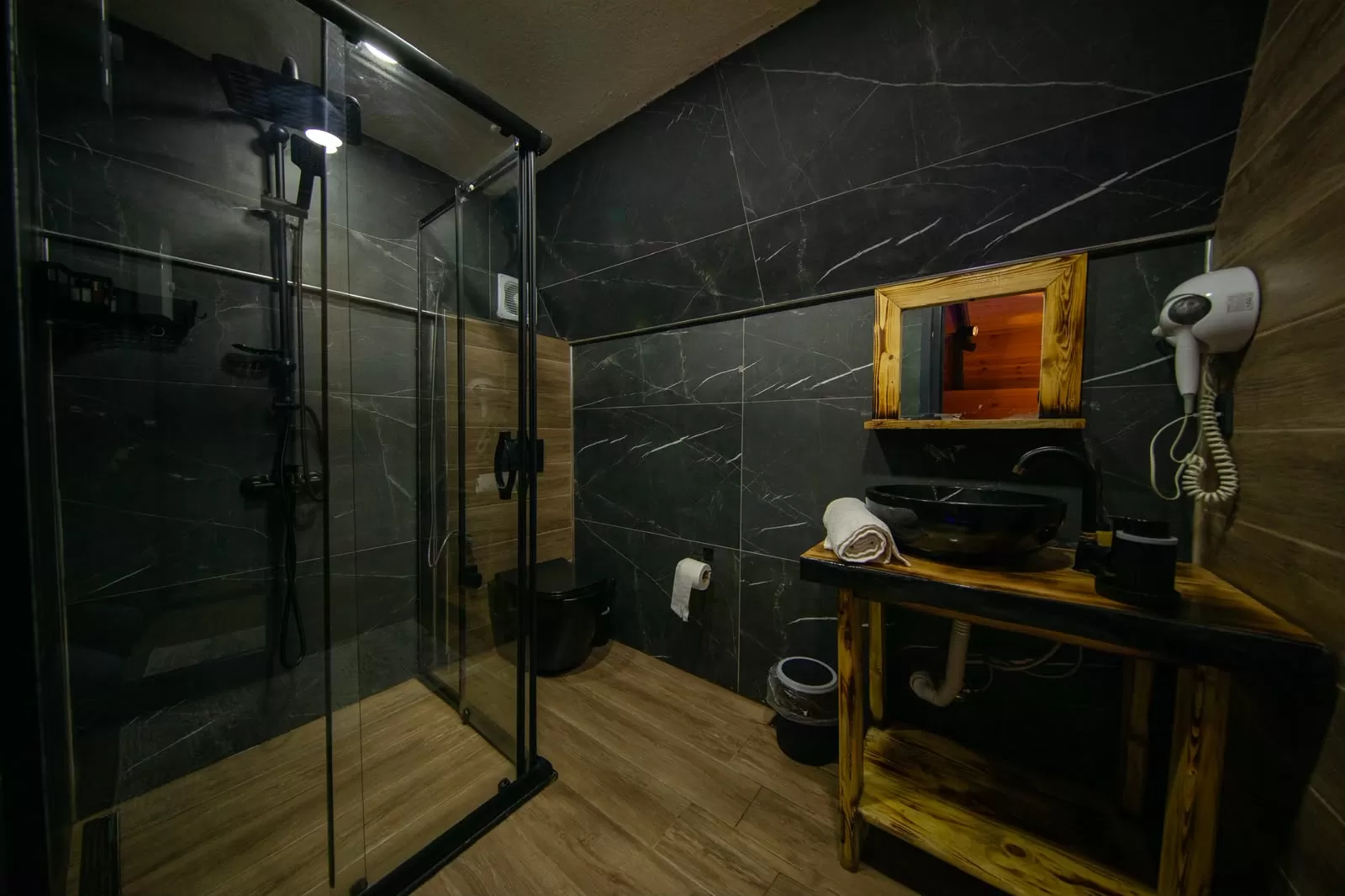 Waterfall Bungalow 1