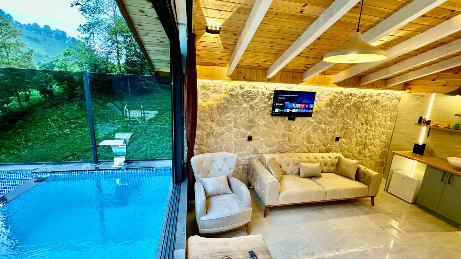Waterfall Bungalow 2